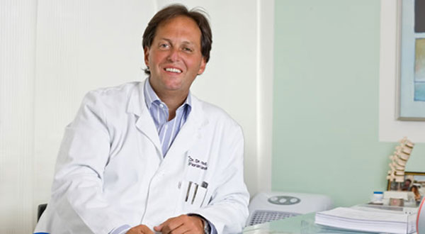 Dr. Dr. med. Florian Janis - Facharzt für Allgemeinmedizin - Frankfurt Rödelheim
